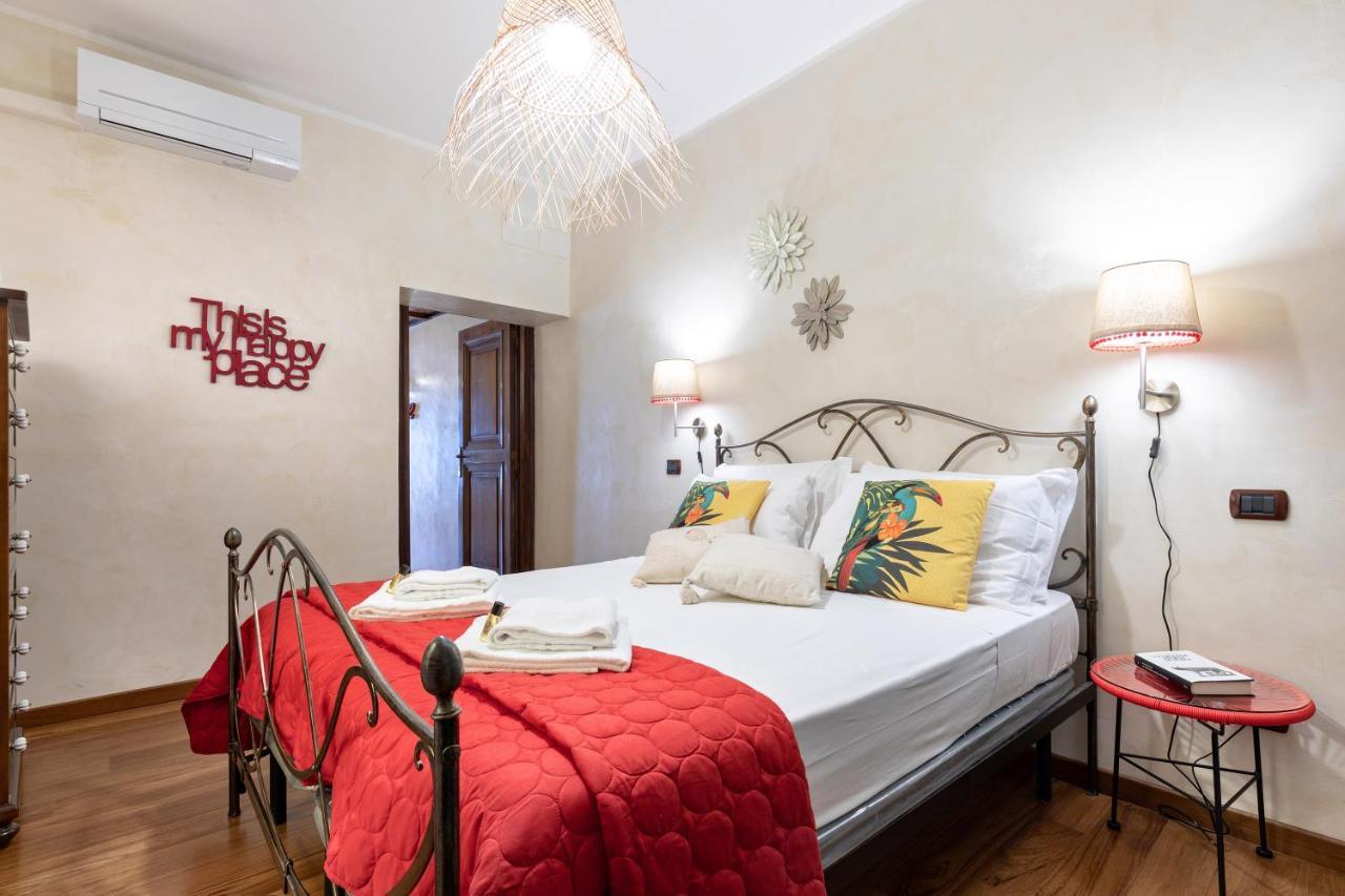 Rome As You Feel - Cancelleria Apartment In Navona Luaran gambar