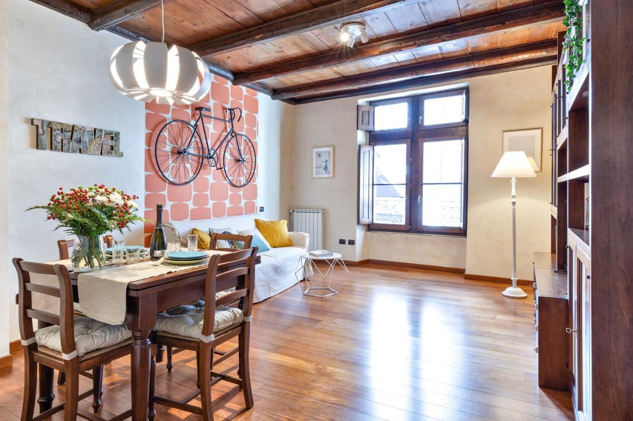 Rome As You Feel - Cancelleria Apartment In Navona Luaran gambar